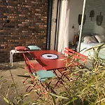 Chez Isa: Private Retreat With Garden Terrace Ceyrat