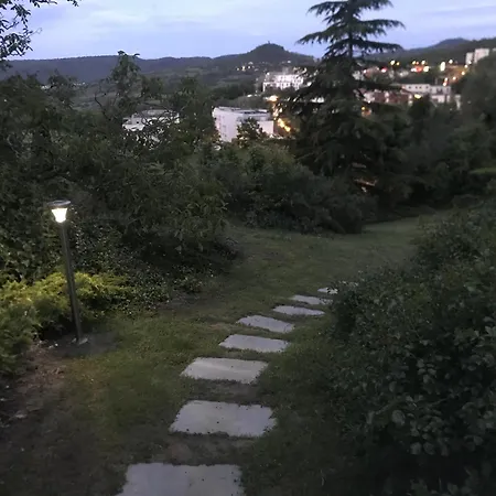 Chez Isa, Espace Prive,1 Chambre, Salle De Bain, Coin Cuisine, Terrasse, Jardin, Entree Autonome, Parking *