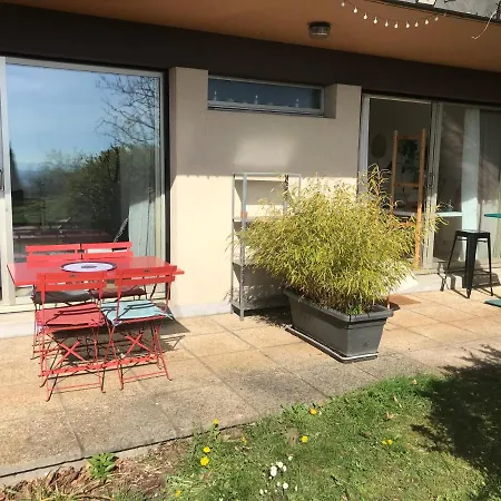 Chez Isa, Espace Prive,1 Chambre, Salle De Bain, Coin Cuisine, Terrasse, Jardin, Entree Autonome, Parking *