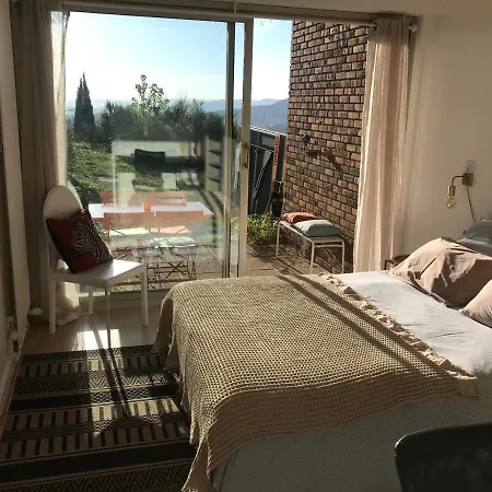 Chez Isa, Espace Prive, 1ou 2 Chambres, Terrasse Et Jardin, Entrée Autonome, Sdb Et Mini Cuisine Partagées Entre Les 2 Ceyrat